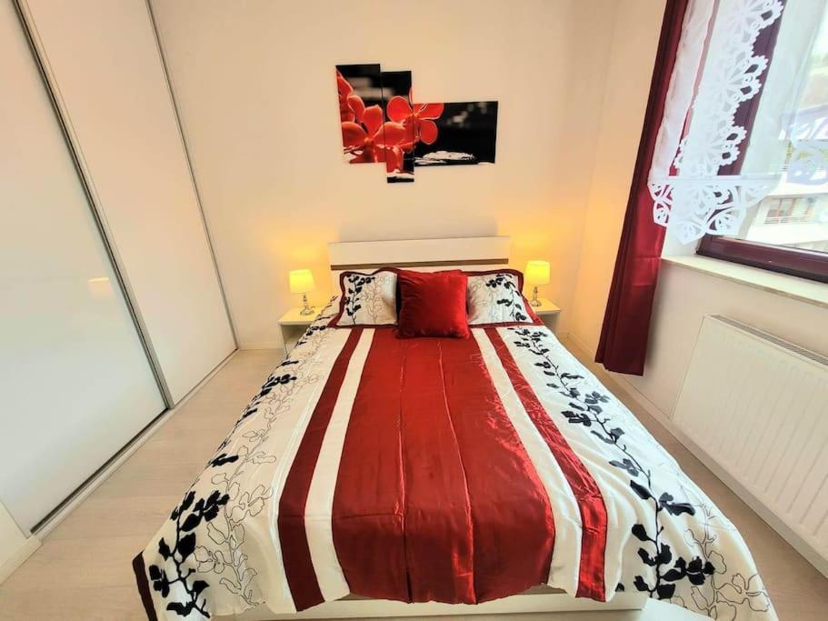 Apartment Sophie 3 Rooms, 2 Bathrooms, 8 Persons Kraków Eksteriør billede